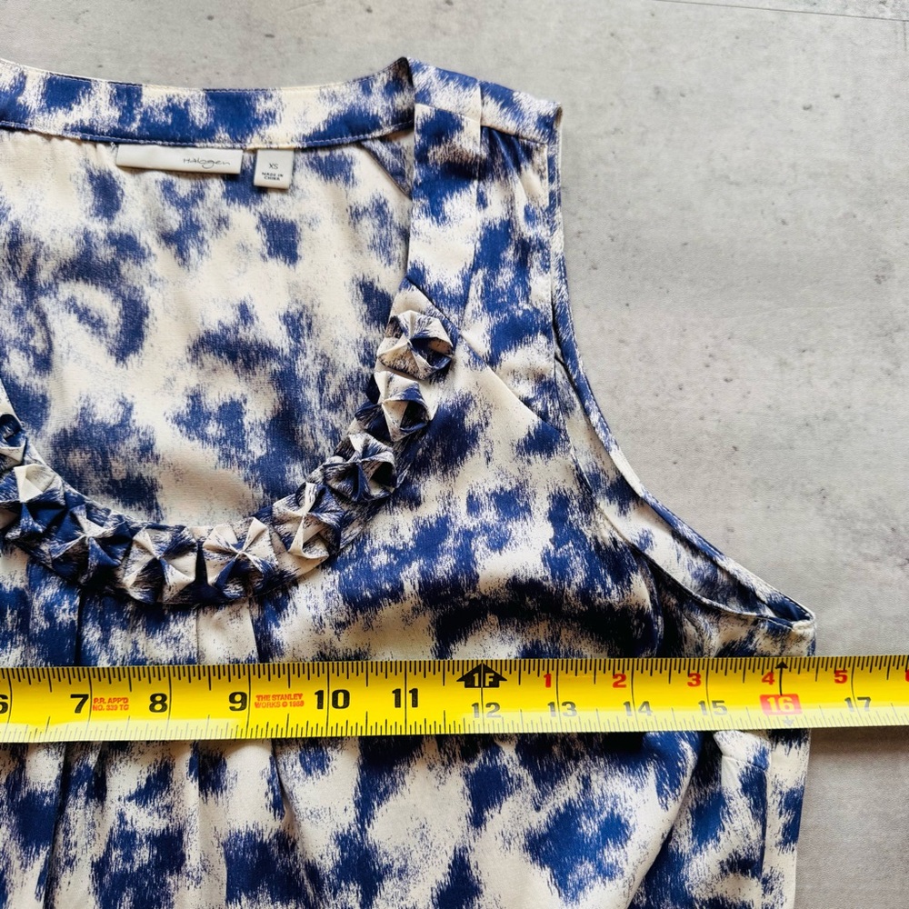 Halogen Silk Sleeveless Blouse Hidden Zipper Periwinkle Blue Purple Size XS - Picture 7 of 8